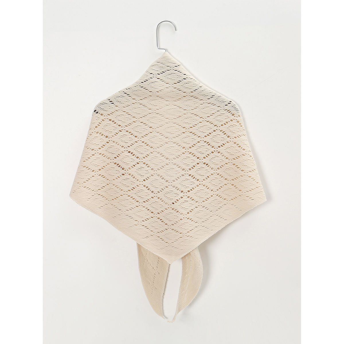 Triangle Shape Striped hollow  - Winter Clothing Korea recension och pris